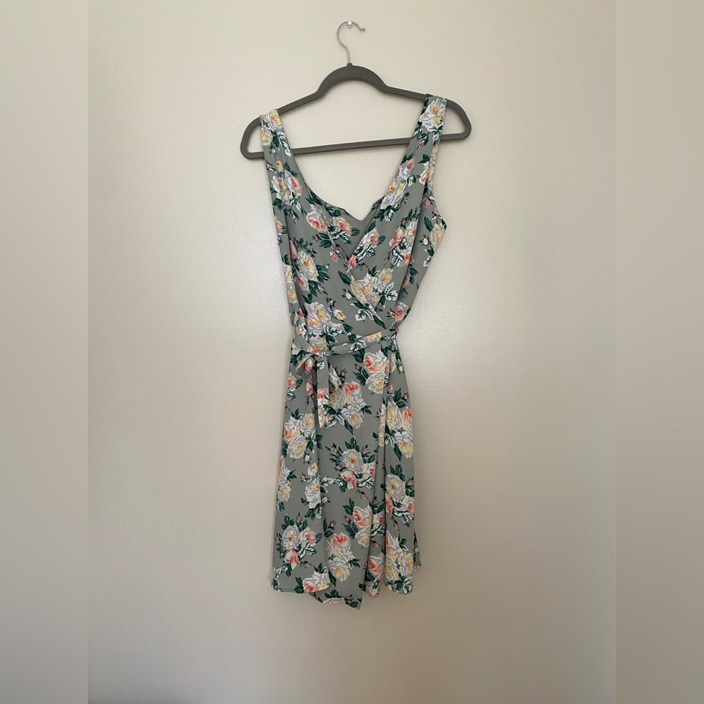 Beautiful floral wrap dress - size L - Field Day brand, made in Oakland